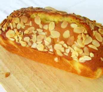 Roast Almond Cake